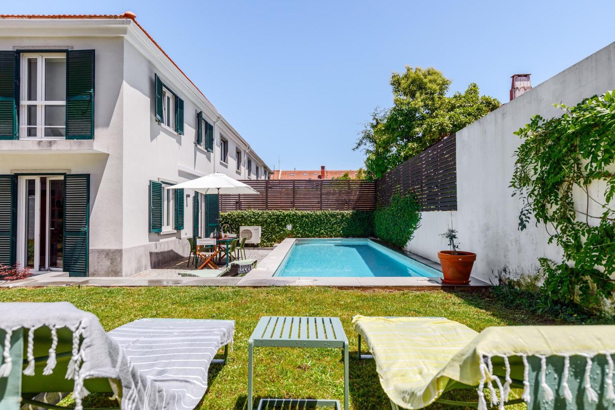 Villa Haus Abel - Pool, Parking And Garden In The Heart Of Lisboa